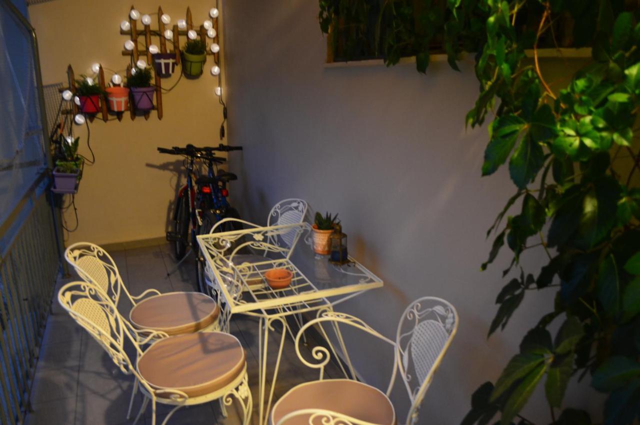 Central Kalamata Cozy Apartment Exterior photo