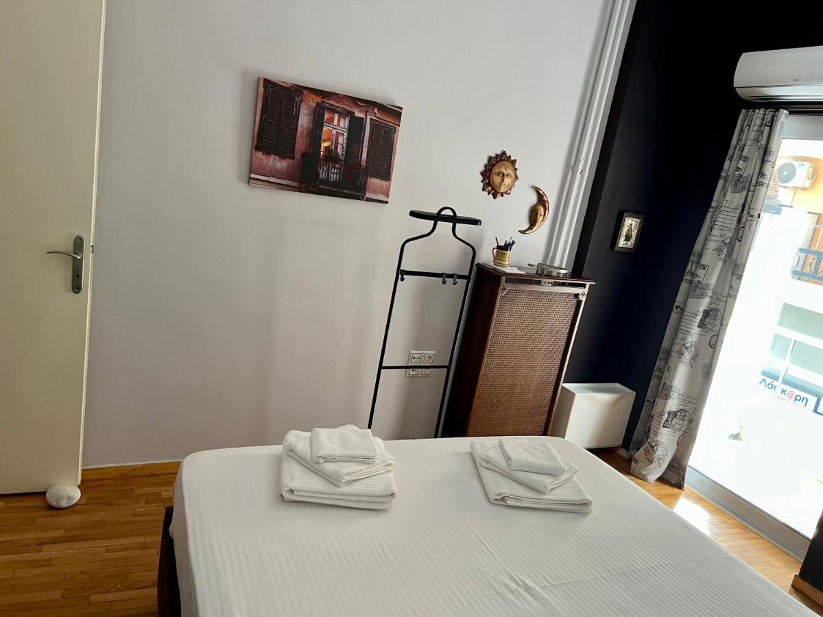 Central Kalamata Cozy Apartment Exterior photo