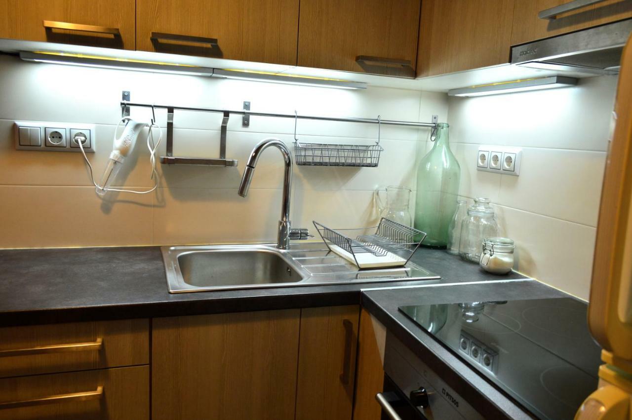 Central Kalamata Cozy Apartment Exterior photo